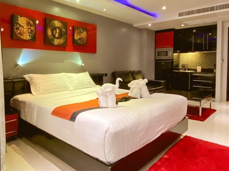 Absolute Bangla Suites Patong Extérieur photo