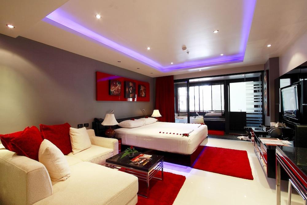 Absolute Bangla Suites Patong Extérieur photo