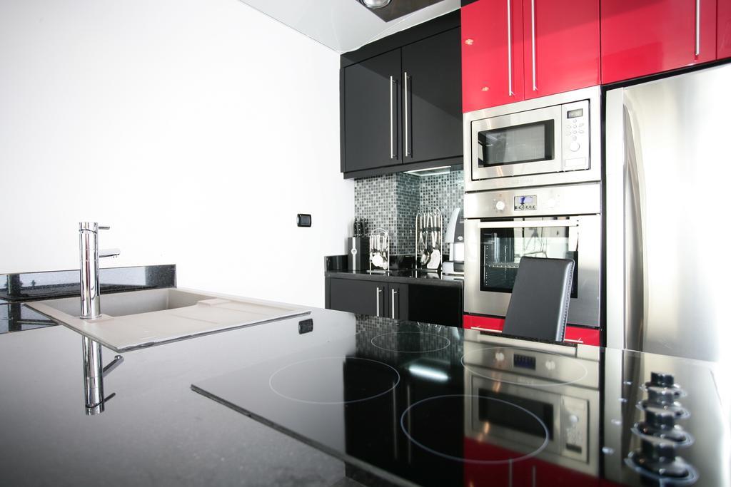 Absolute Bangla Suites Patong Extérieur photo