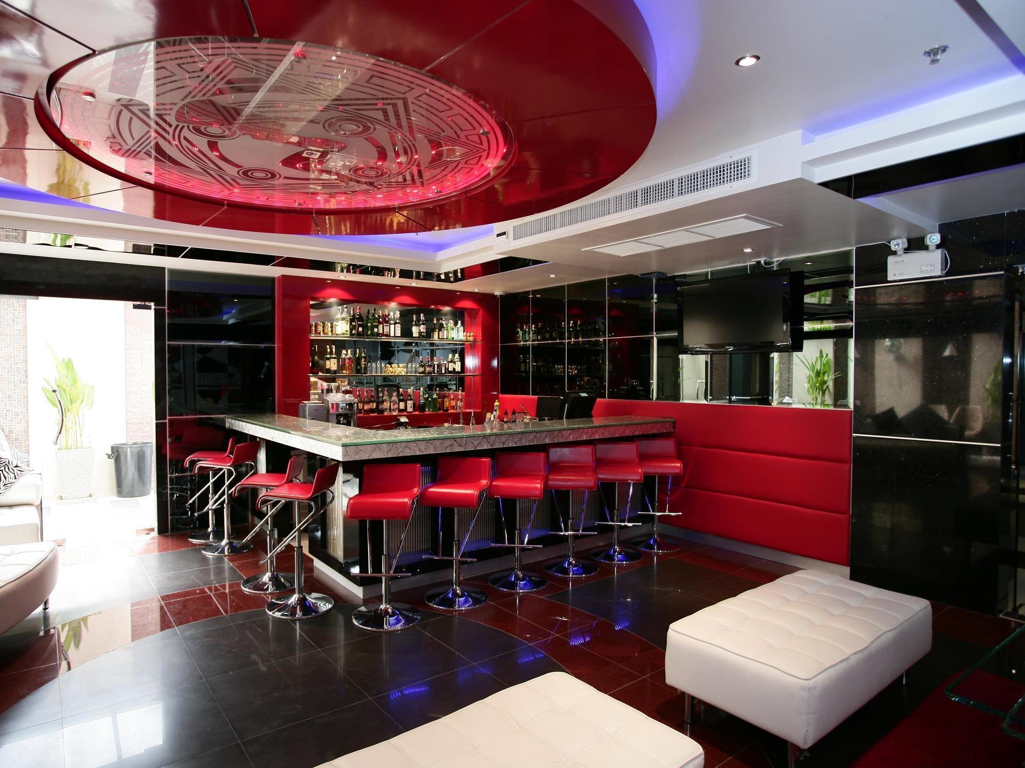 Absolute Bangla Suites Patong Extérieur photo