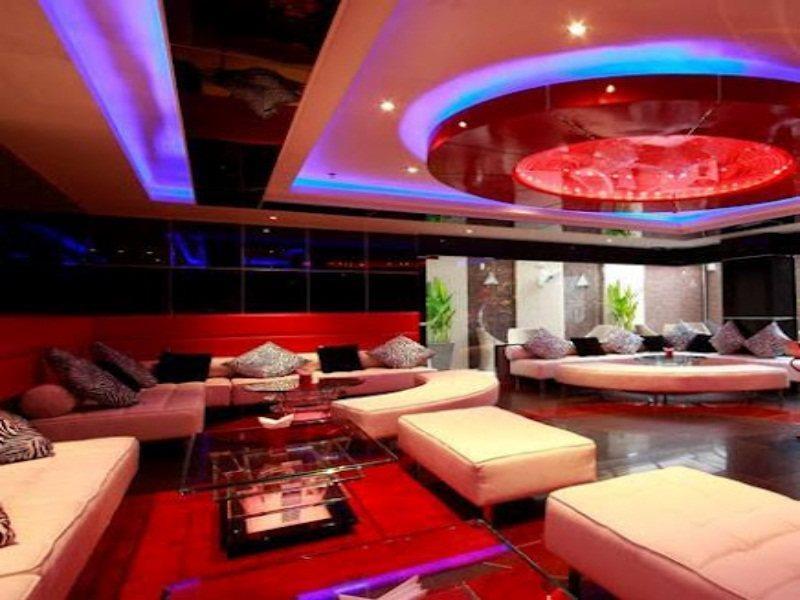 Absolute Bangla Suites Patong Extérieur photo